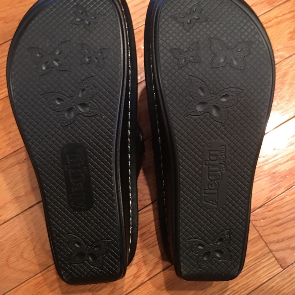 NWOT Alegria Strap Sandals - Fiona Pewter Mosaic - Picture 6 of 7